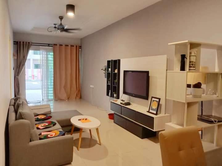 Qc Homestay Pusing Bagian luar foto